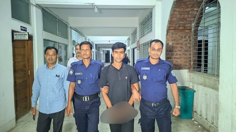 টাকা না দেওয়ায় দাদিকে জবাই, নাতি গ্রেপ্তার