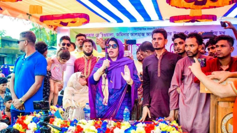 হাতিয়াবাসীর দাবি: ফৌজিয়া সাফদার সোহেলী হোক উপজেলা পরিষদ চেয়া